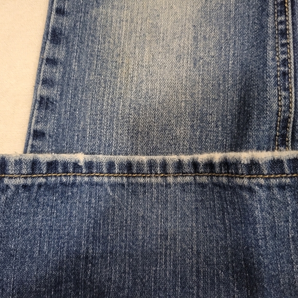 Squeeze Girls Sz 10 Vintage Look Denim Jeans with Butterfly Embroidery - Picture 4 of 8